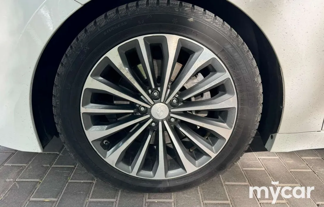 Hyundai Grandeur 2013
