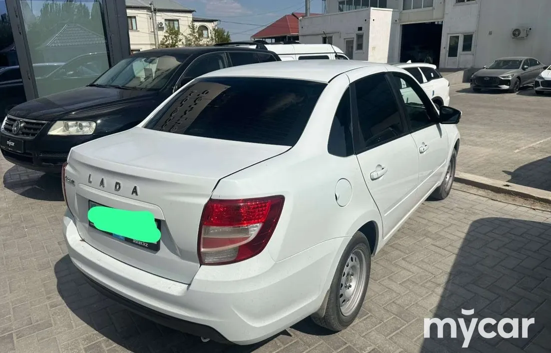 LADA Granta 2024
