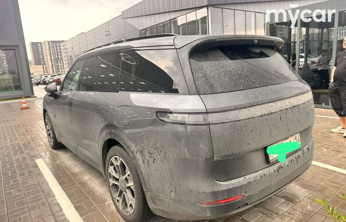 Lynk & Co 900 2025