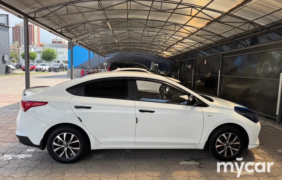 Hyundai Accent 2021