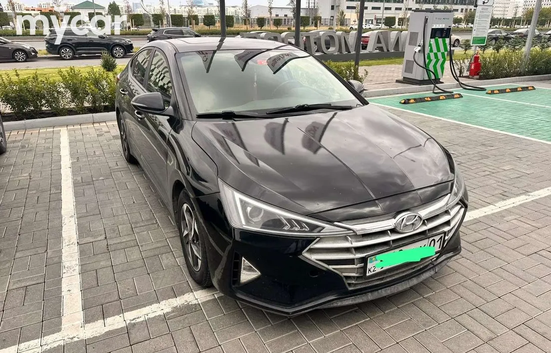 Hyundai Elantra 2018