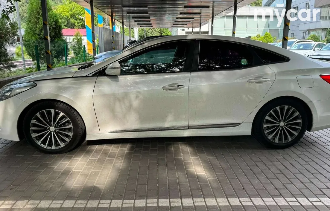 Hyundai Grandeur 2013