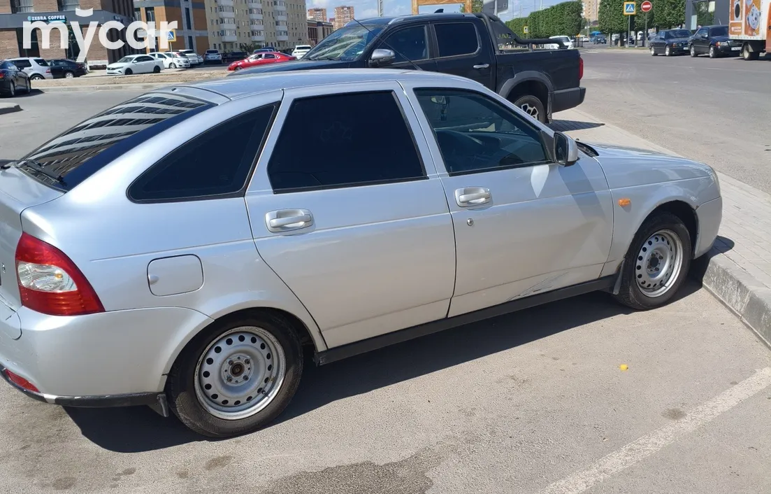 LADA Priora 2013