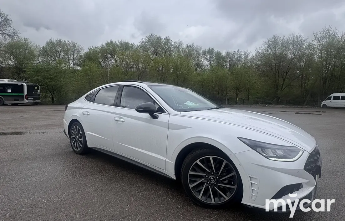 Hyundai Sonata 2022