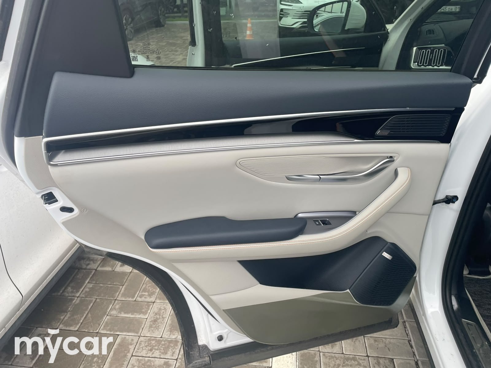 BYD Song Plus DM-i 2025
