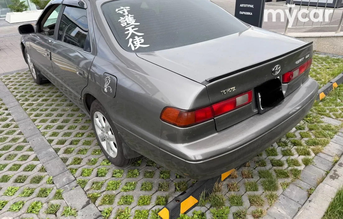 Toyota Camry 1998