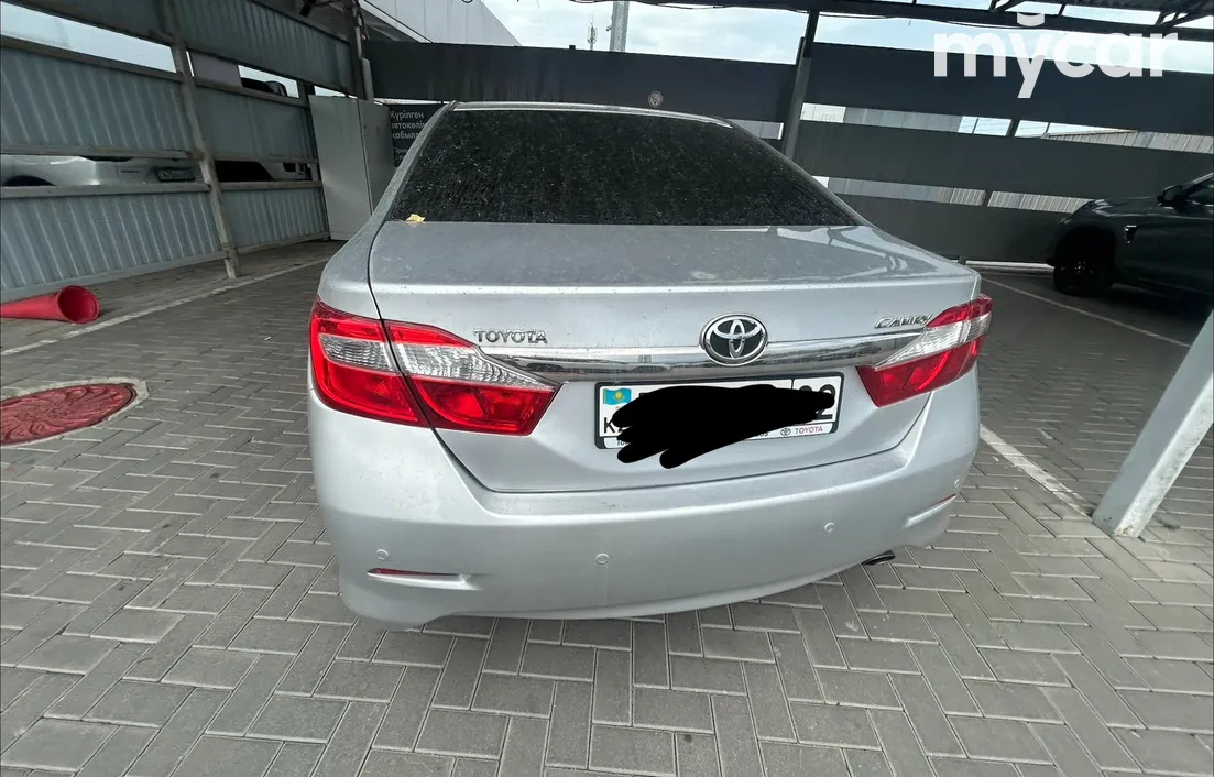 Toyota Camry 2013