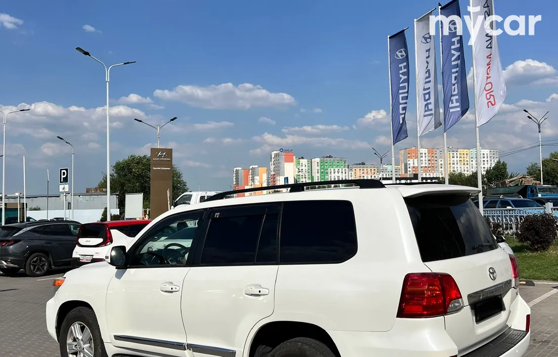 Toyota Land Cruiser 2012