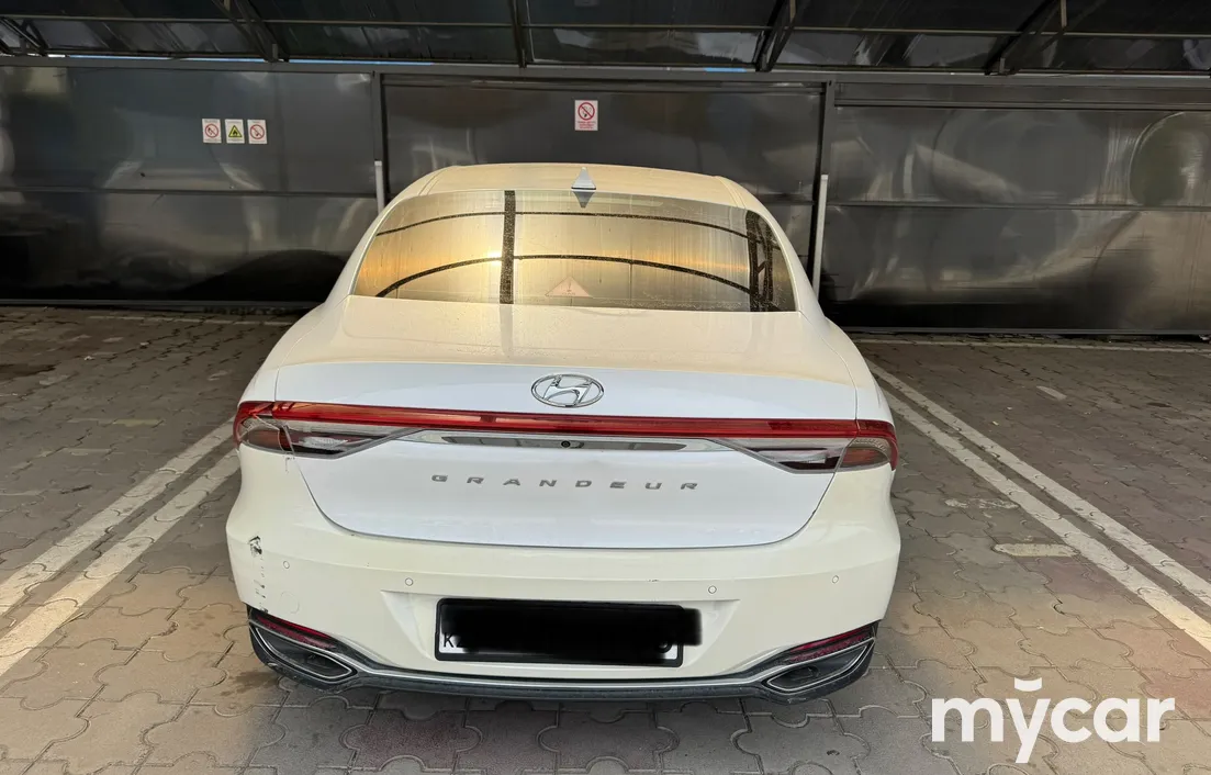 Hyundai Grandeur 2021