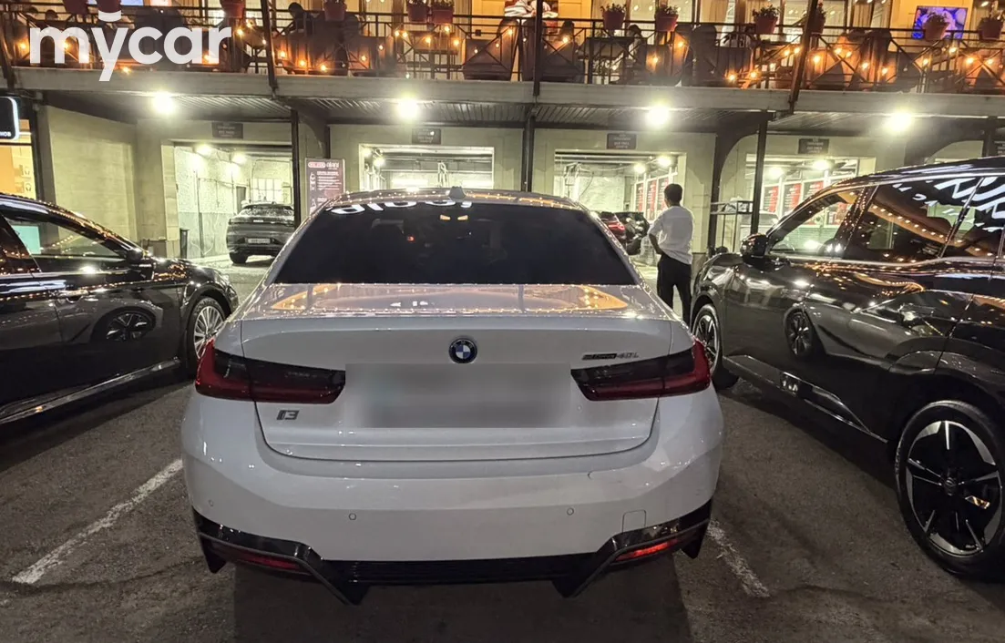 BMW i3 2023