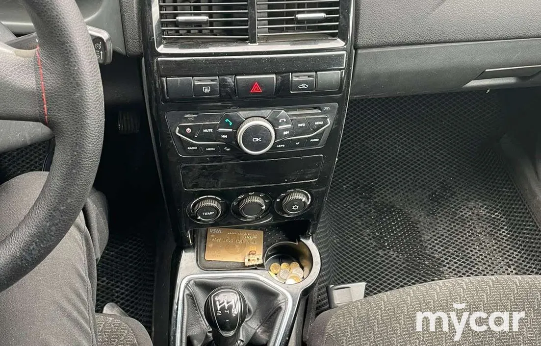 LADA Priora 2014