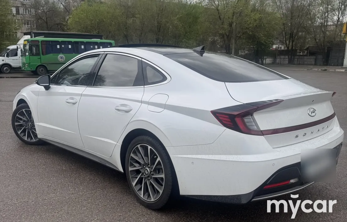 Hyundai Sonata 2022