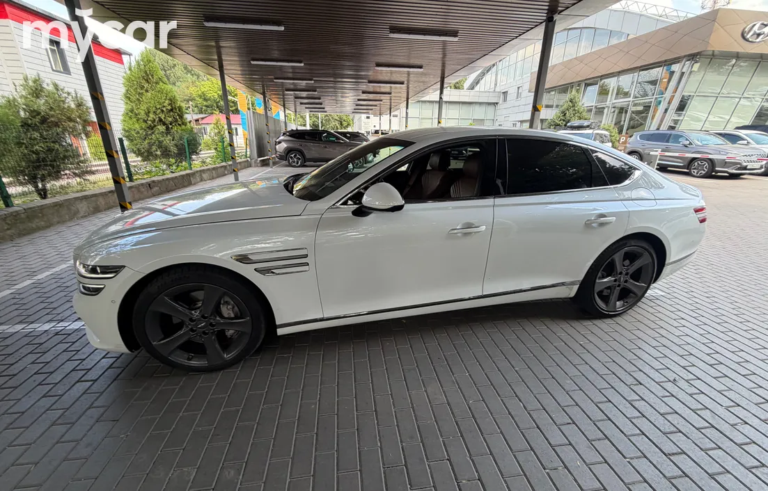Genesis G80 2022
