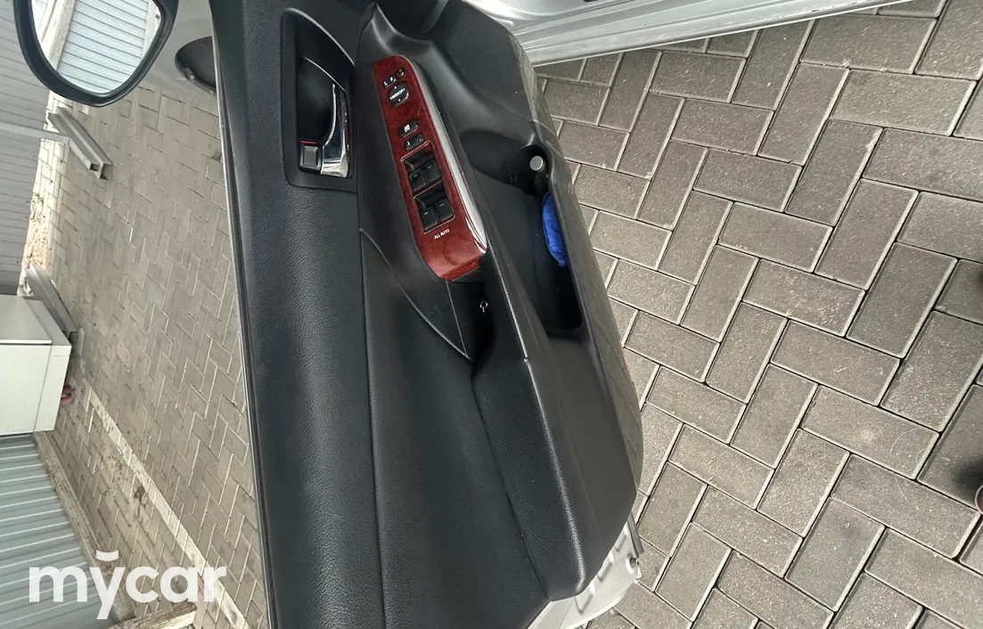 Toyota Camry 2013