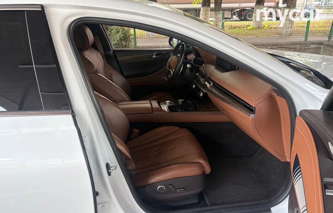 Genesis G80 2022