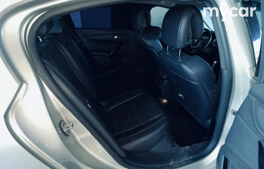 Peugeot 508 2012