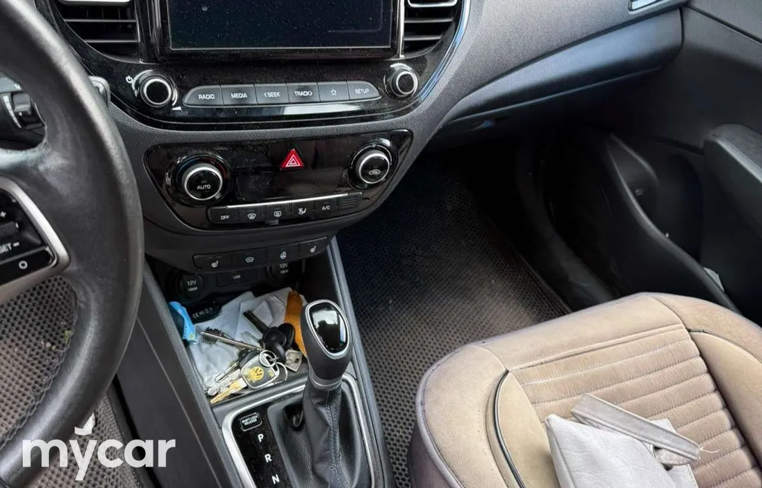 Hyundai Accent 2021