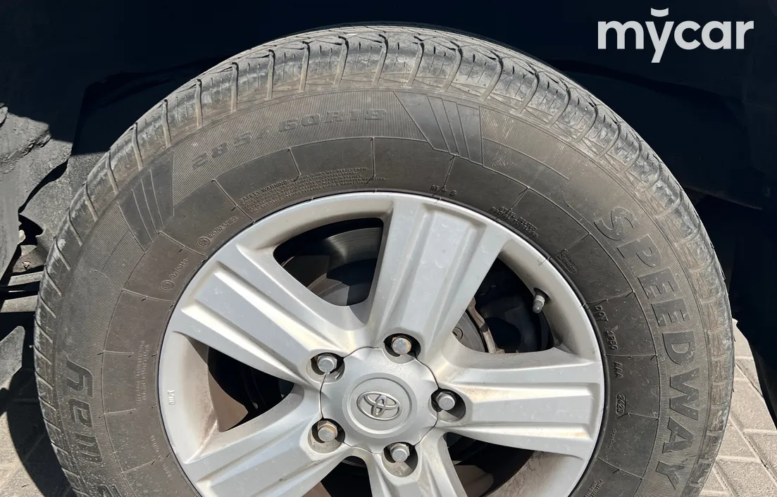 Toyota Land Cruiser 2012