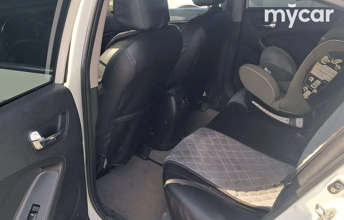 Kia Cerato 2013