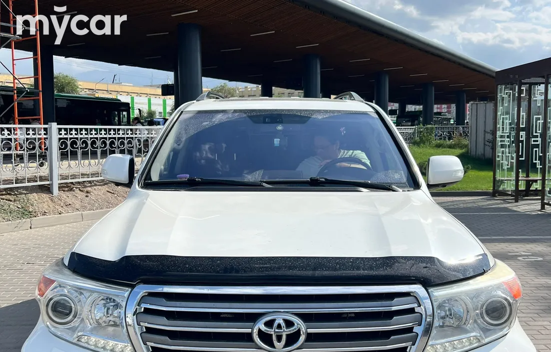 Toyota Land Cruiser 2012