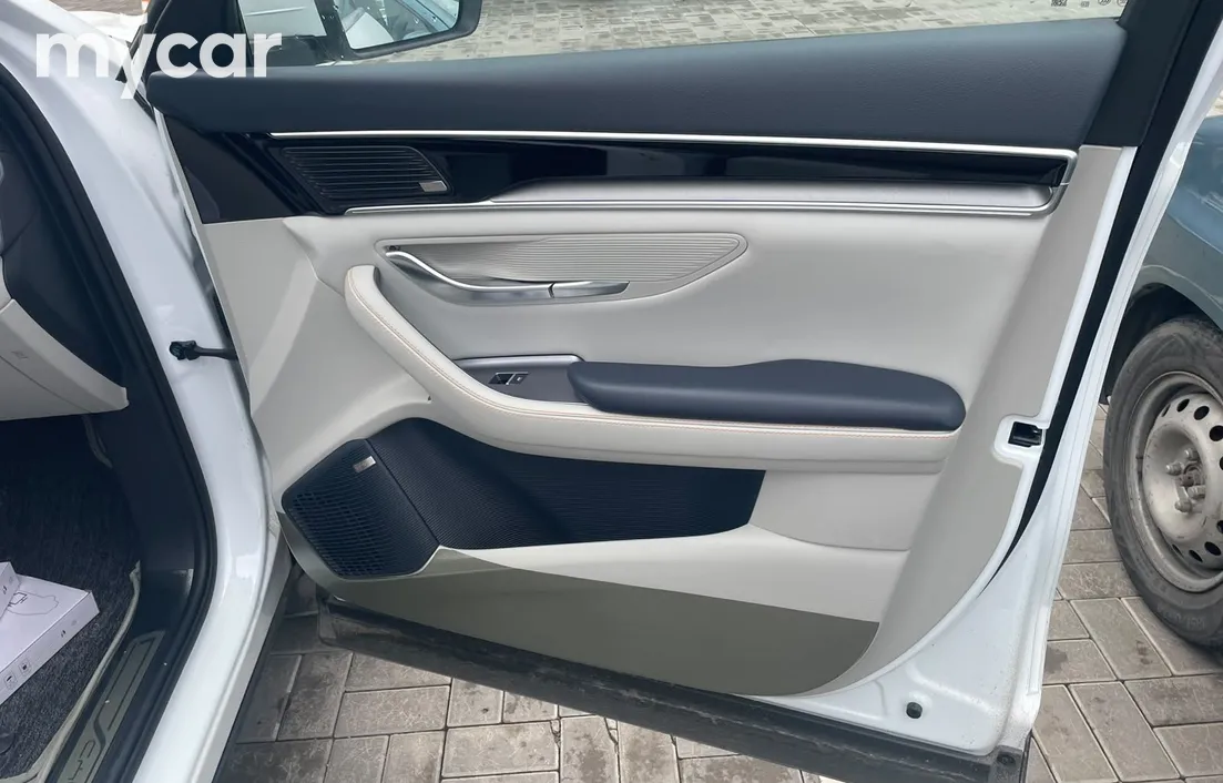 BYD Song Plus DM-i 2025