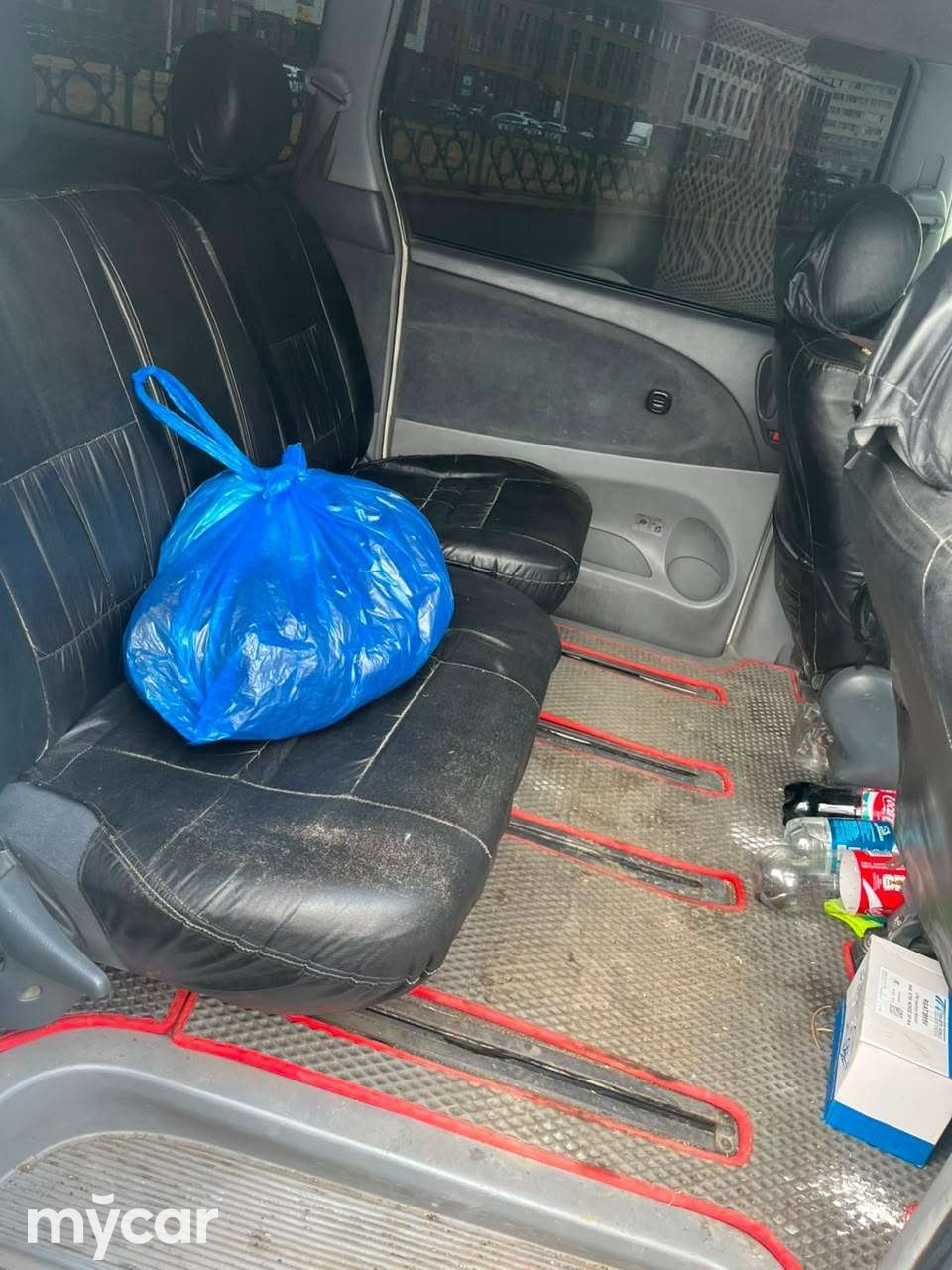 Toyota Estima 2001