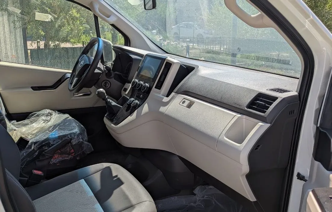 Toyota Hiace 2024