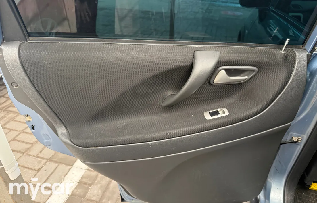 Suzuki Aerio 2005