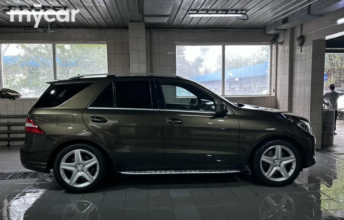 Mercedes-Benz M-Класс 2013
