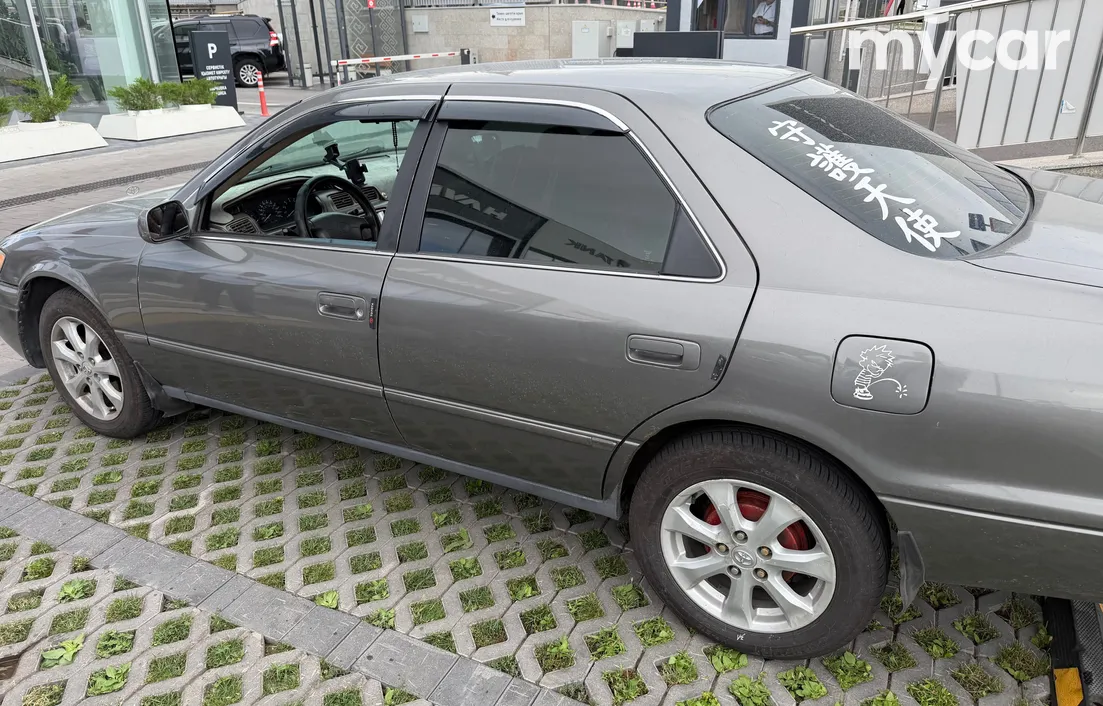 Toyota Camry 1998