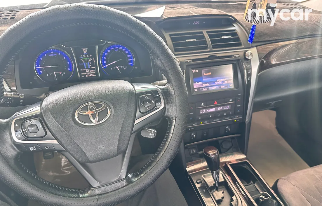 Toyota Camry 2014