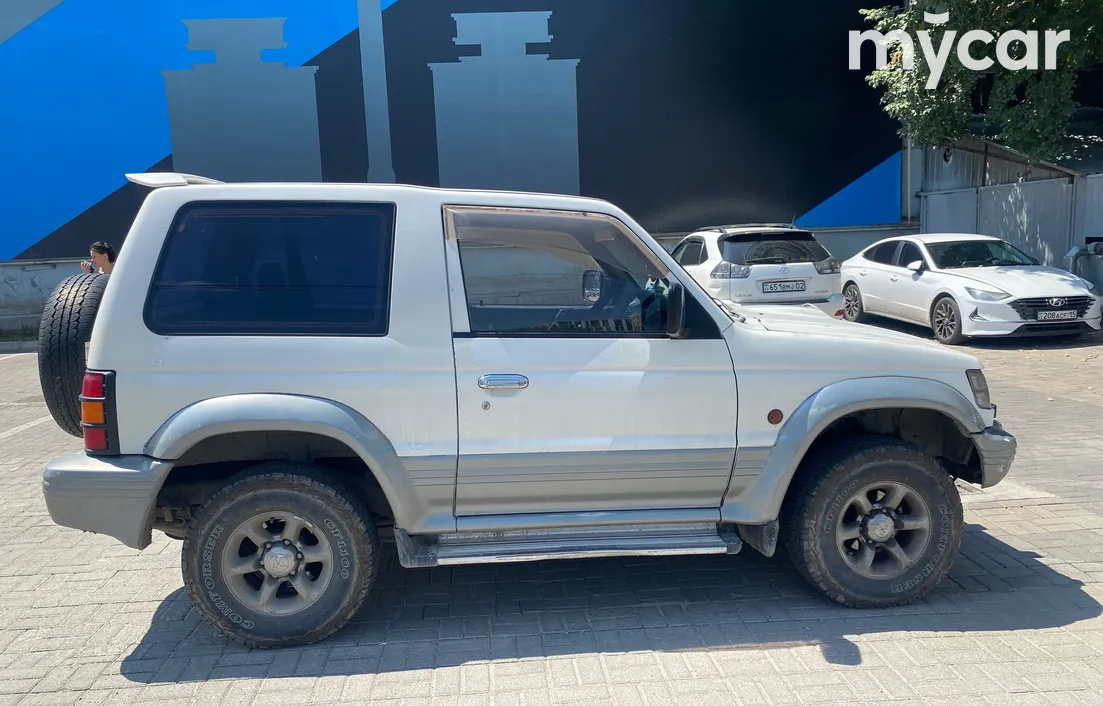 Mitsubishi Pajero 1996