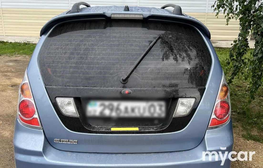 Suzuki Aerio 2005