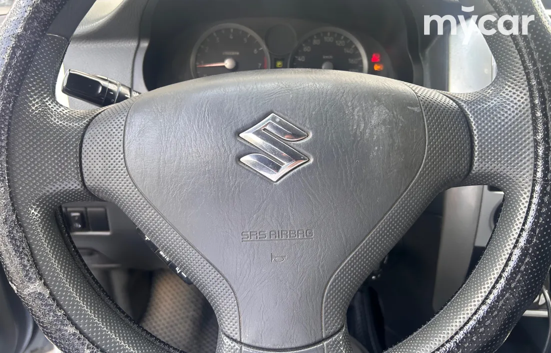 Suzuki Liana 2005