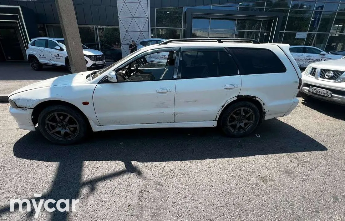 Mitsubishi Legnum 1998