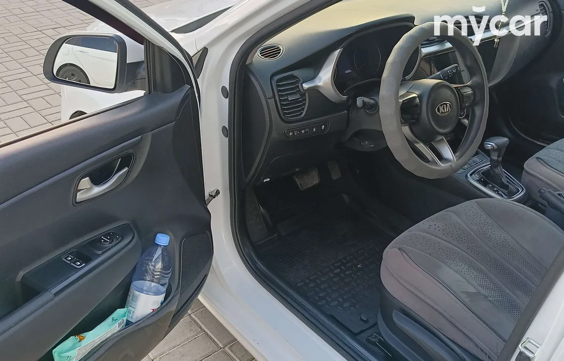 Kia Rio 2021