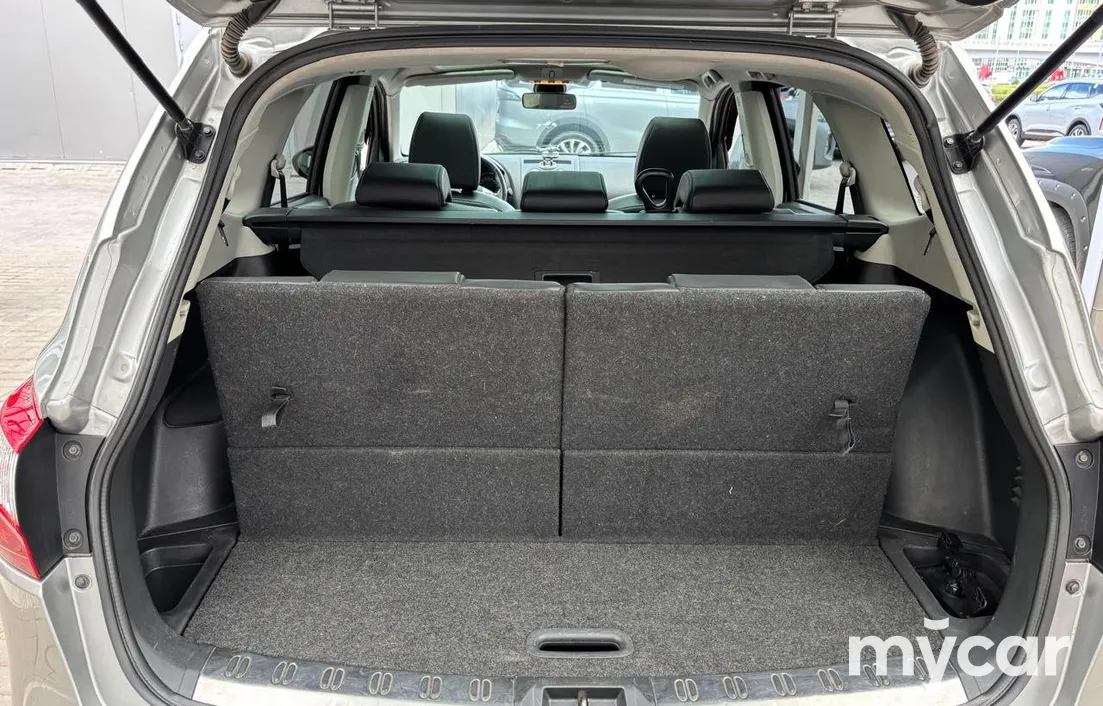 Nissan Qashqai+2 2012