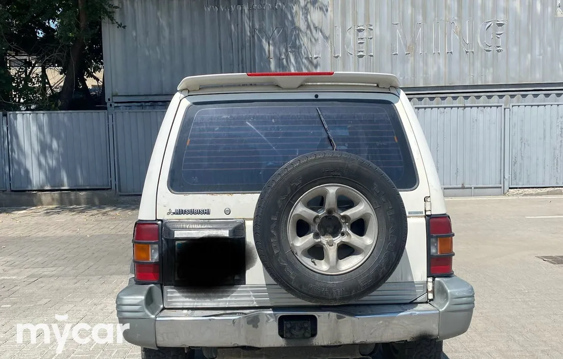 Mitsubishi Pajero 1996