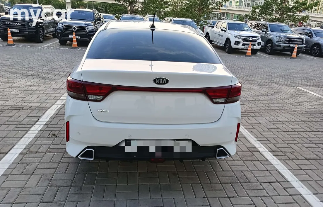 Kia Rio 2021