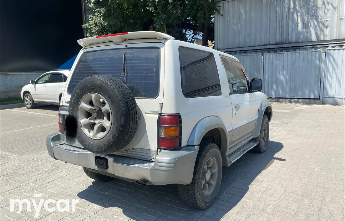 Mitsubishi Pajero 1996
