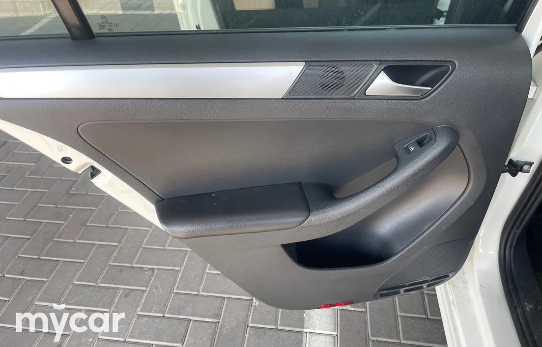 Volkswagen Jetta 2013