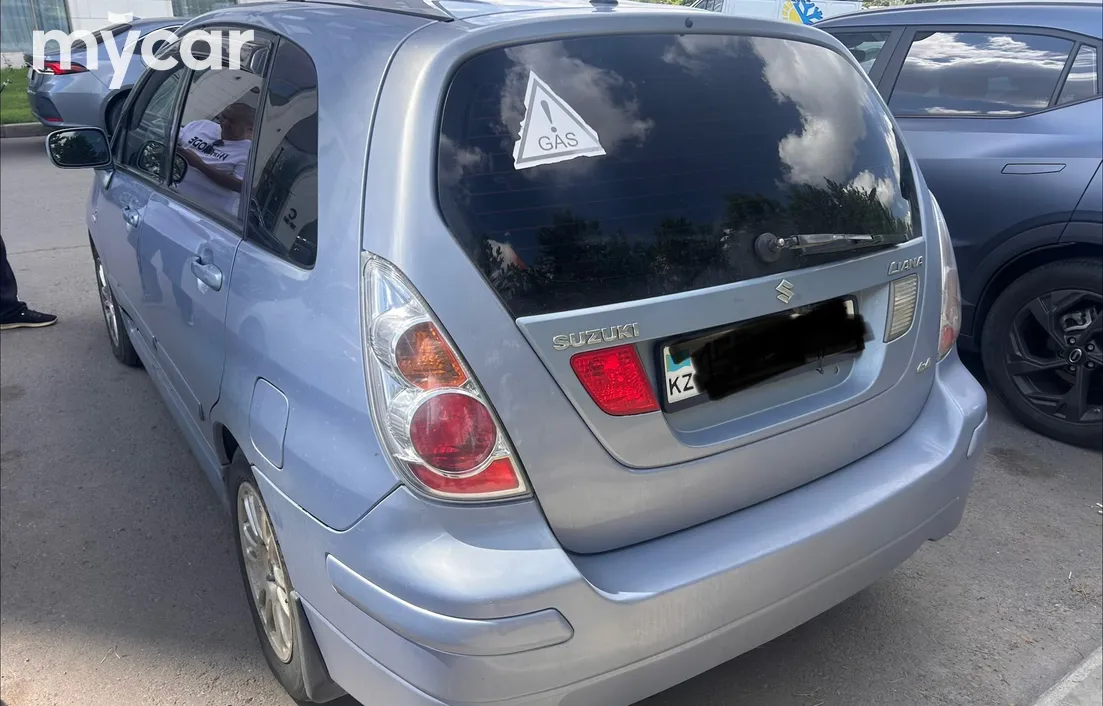 Suzuki Liana 2005