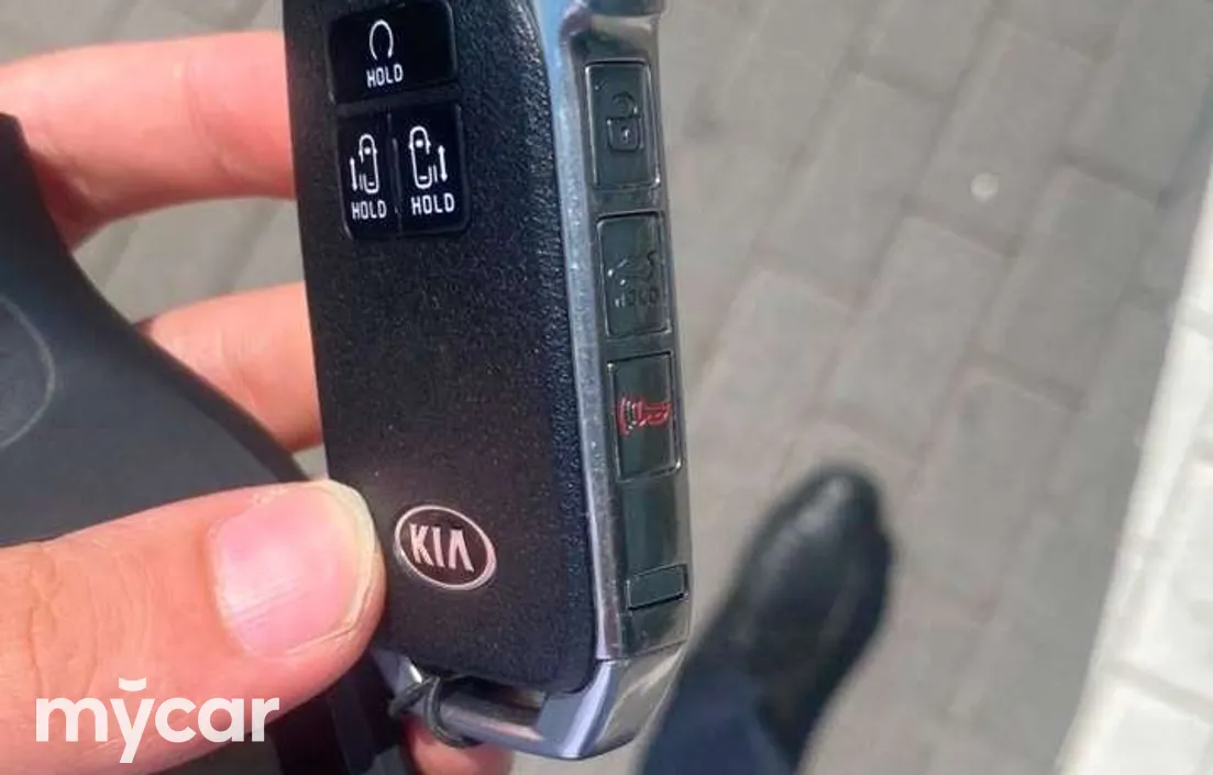 Kia Carnival 2021