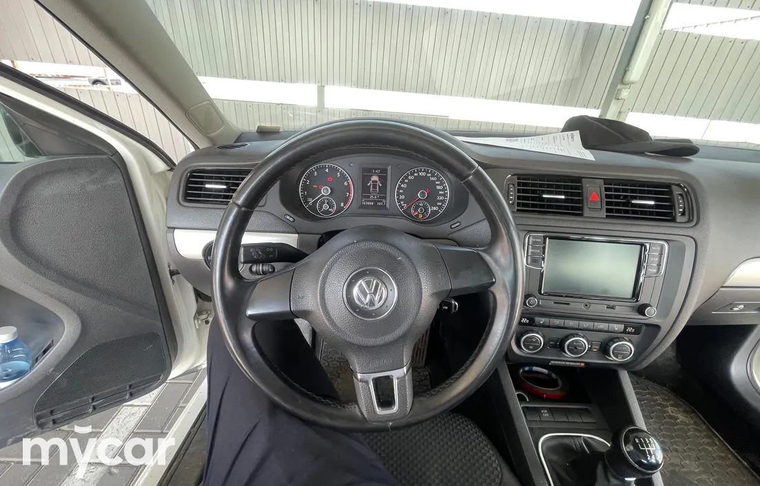 Volkswagen Jetta 2013