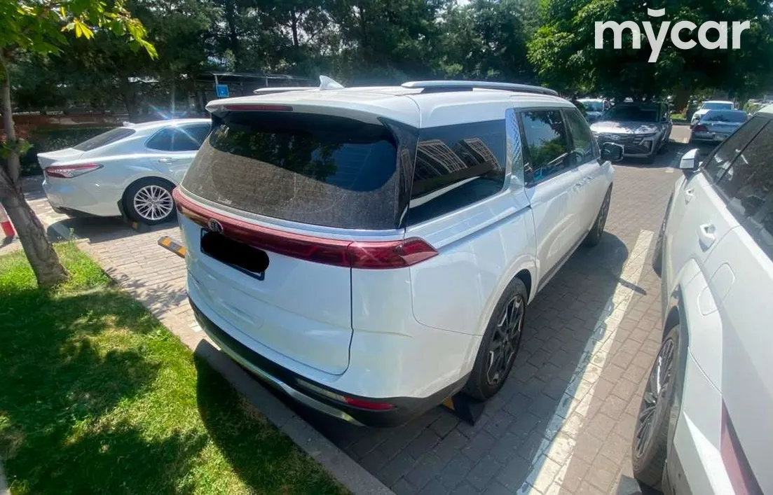 Kia Carnival 2021