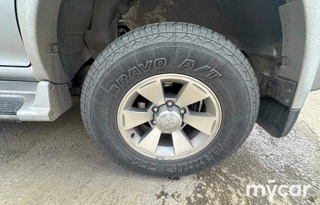 Mitsubishi Pajero 2007