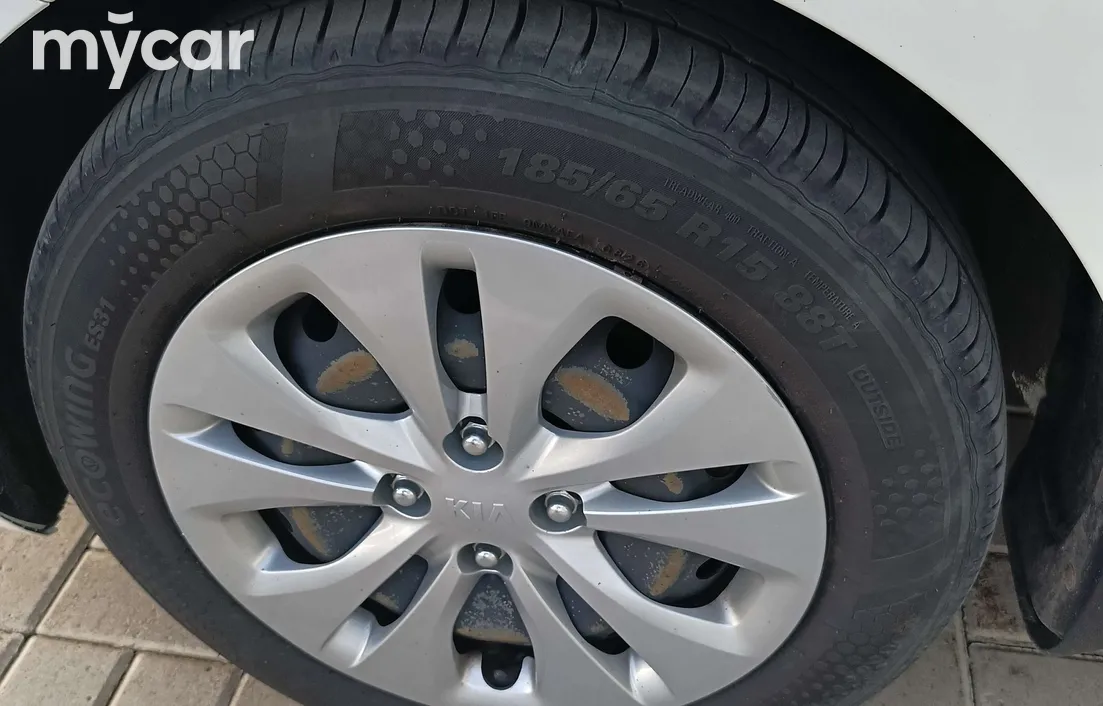 Kia Rio 2021