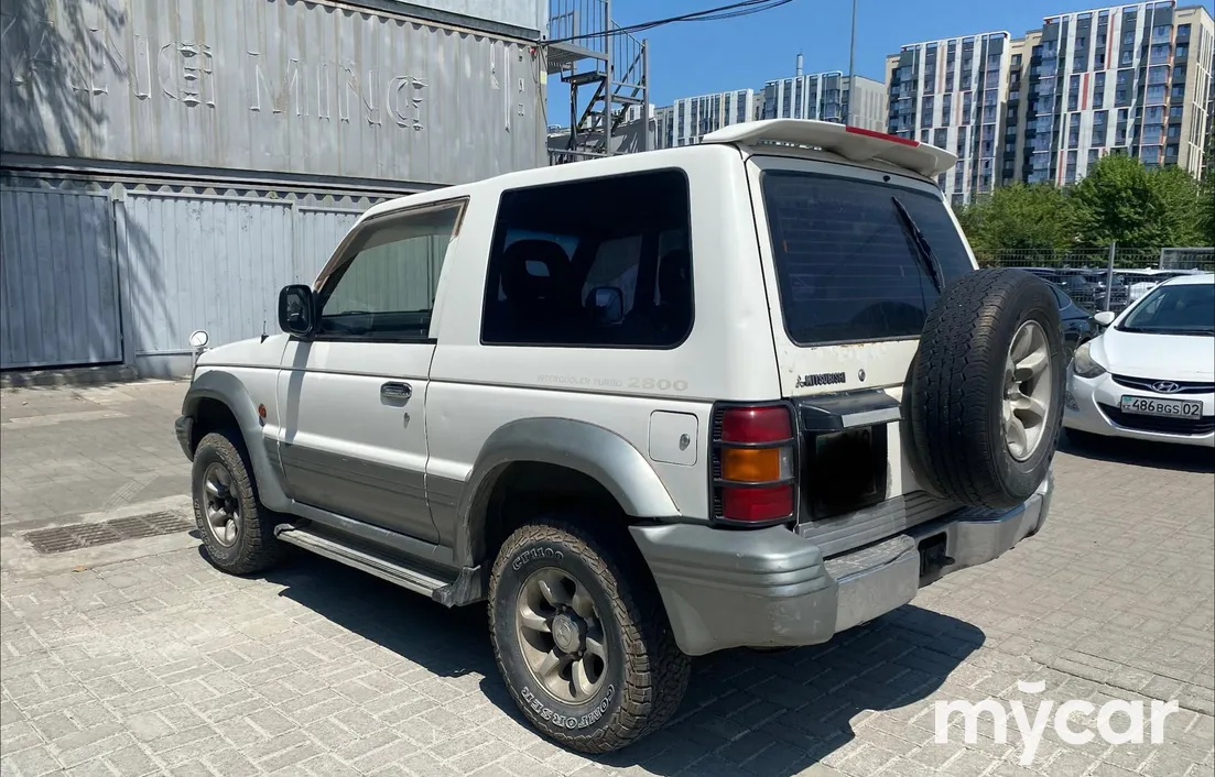 Mitsubishi Pajero 1996