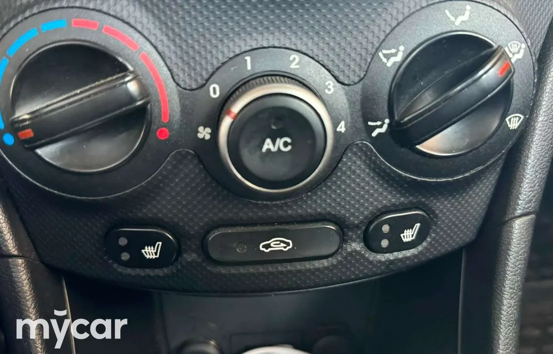 Hyundai Accent 2015