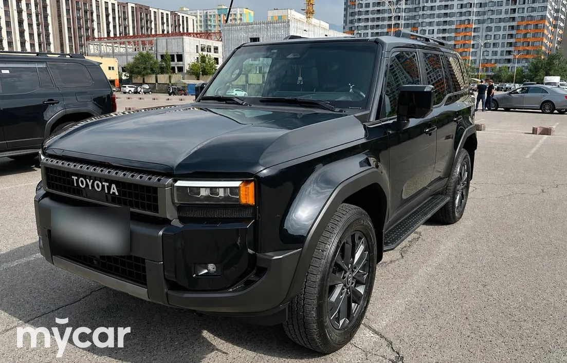 Toyota Land Cruiser Prado 2025
